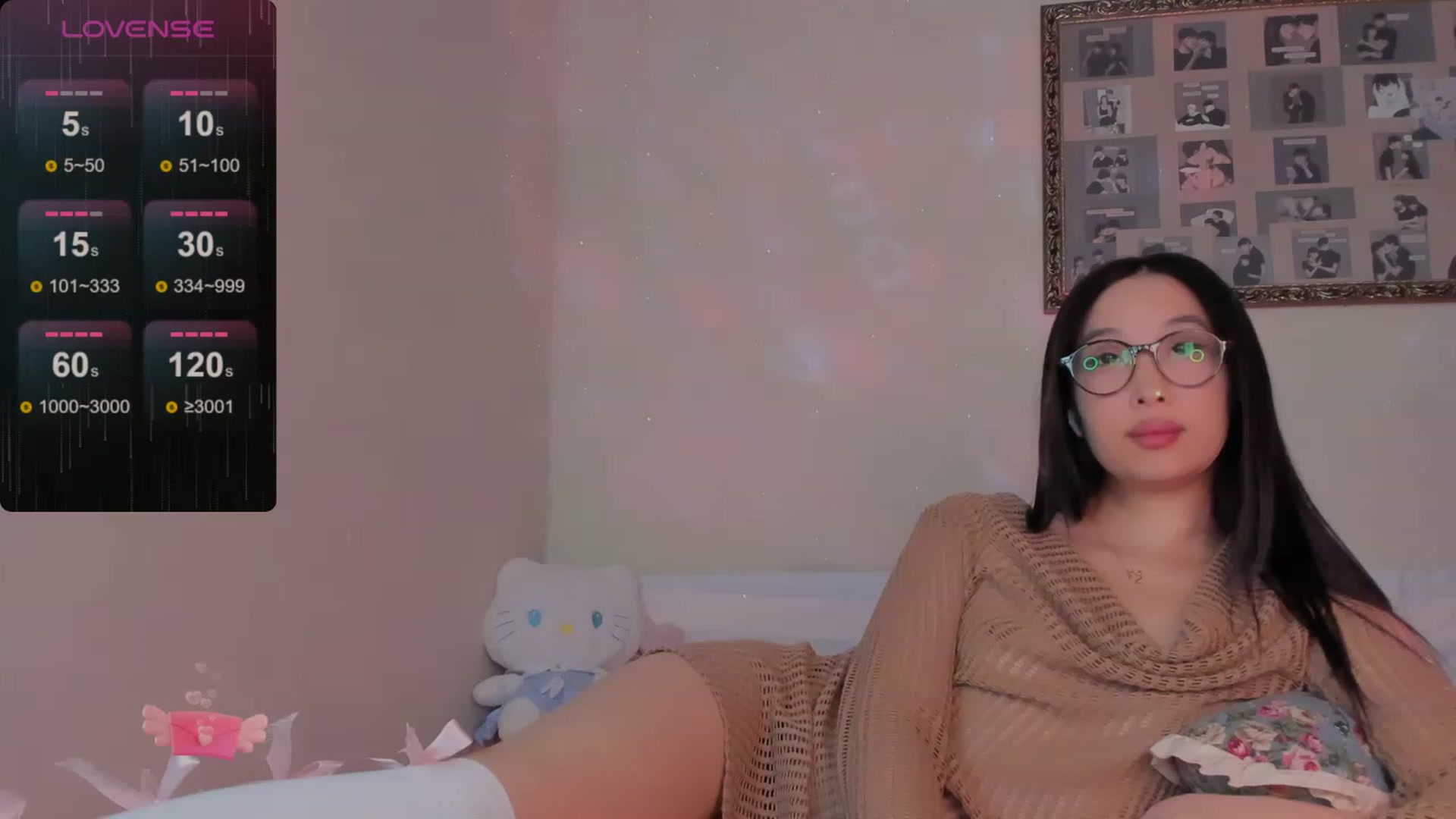 Gallery image thumbnail from FeralBerry66's myfreecams stream on, 02/19/2024, 06:31 image 6 of 20