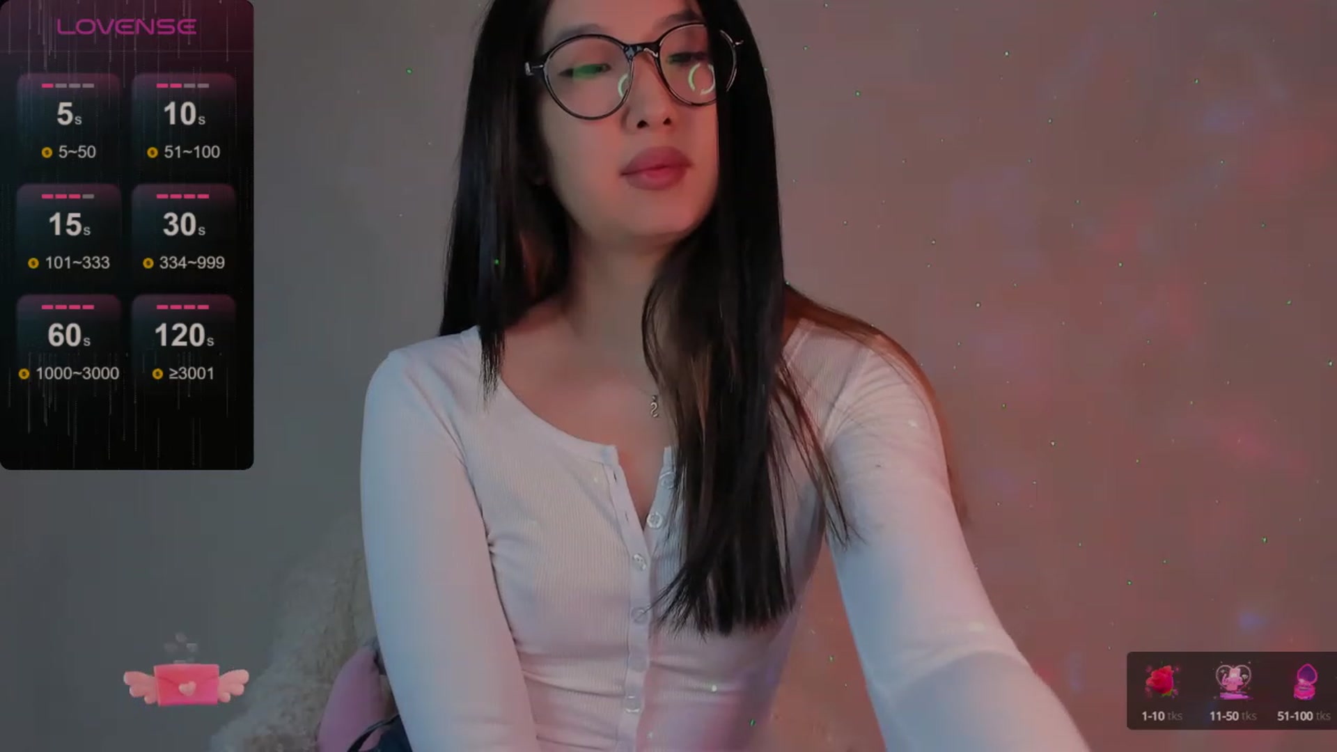 Gallery image thumbnail from FeralBerry66's myfreecams stream on, 02/21/2024, 07:59 image 9 of 20