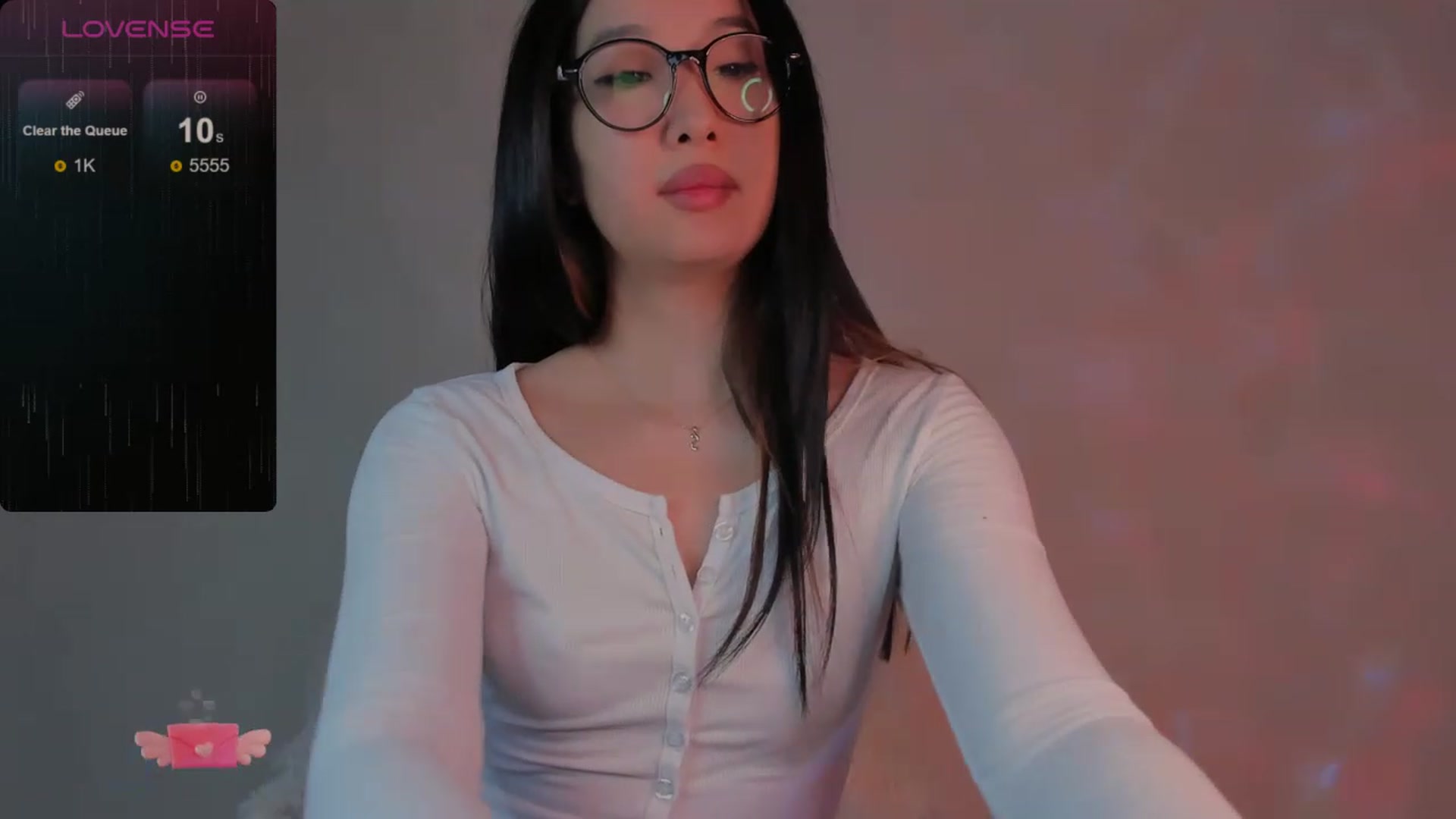 Gallery image thumbnail from FeralBerry66's myfreecams stream on, 02/21/2024, 07:59 image 10 of 20
