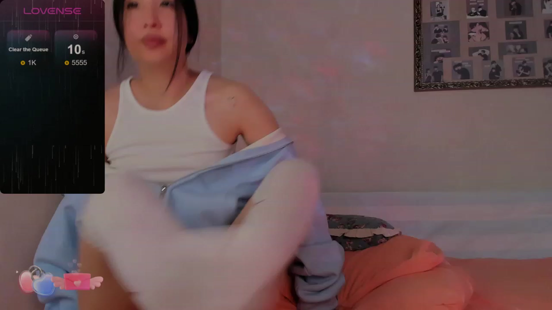 Gallery image thumbnail from FeralBerry66's myfreecams stream on, 02/23/2024, 06:53 image 10 of 20
