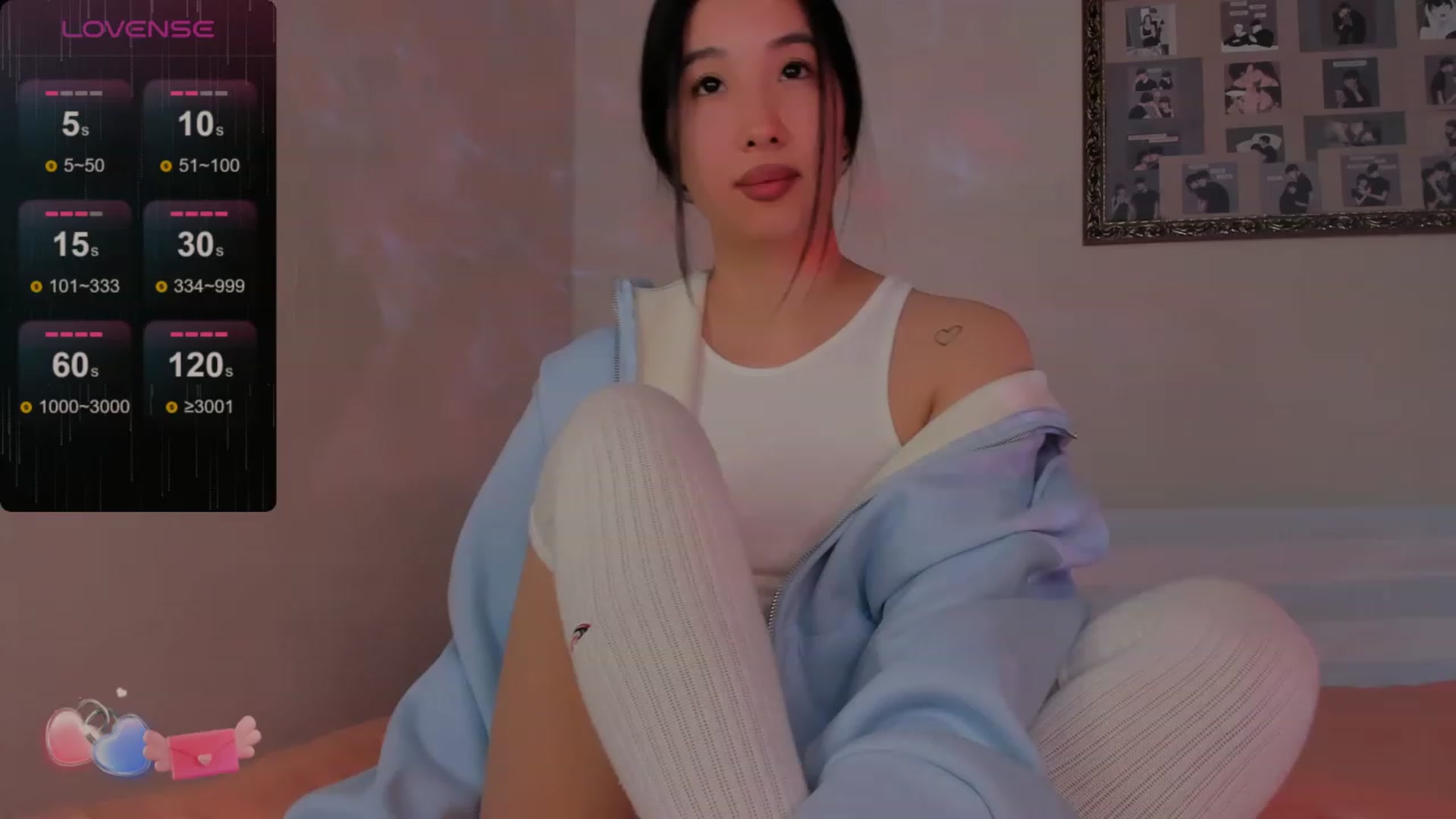 Gallery image thumbnail from FeralBerry66's myfreecams stream on, 02/23/2024, 06:53 image 3 of 20