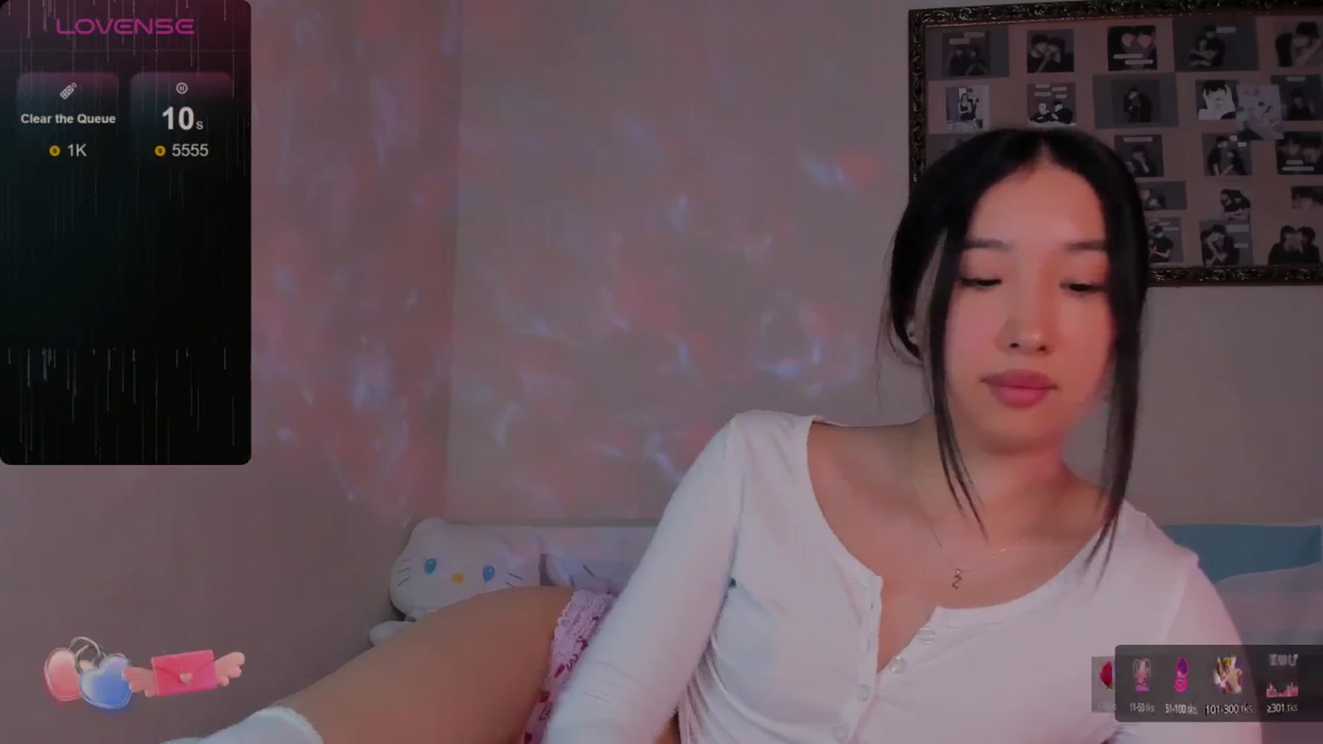 Gallery image thumbnail from FeralBerry66's myfreecams stream on, 02/26/2024, 05:35 image 13 of 20