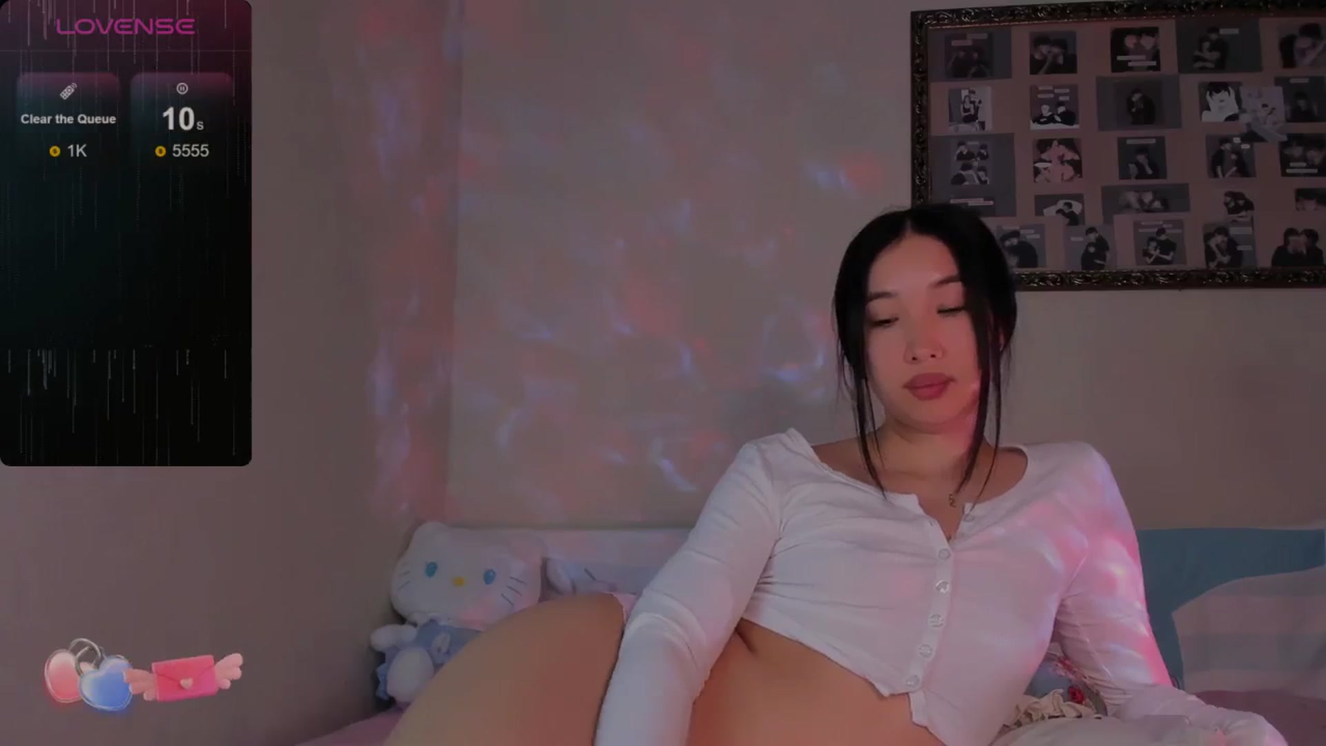 Gallery image thumbnail from FeralBerry66's myfreecams stream on, 02/26/2024, 05:35 image 16 of 20