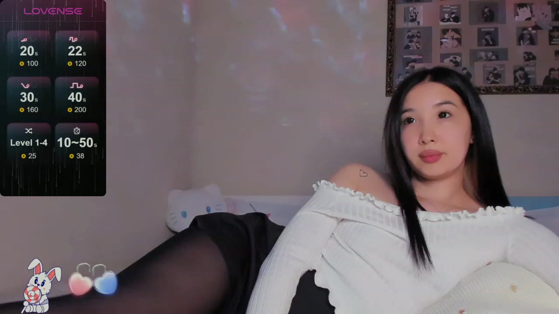 Gallery image thumbnail from FeralBerry66's myfreecams stream on, 03/12/2024, 14:15 image 2 of 20
