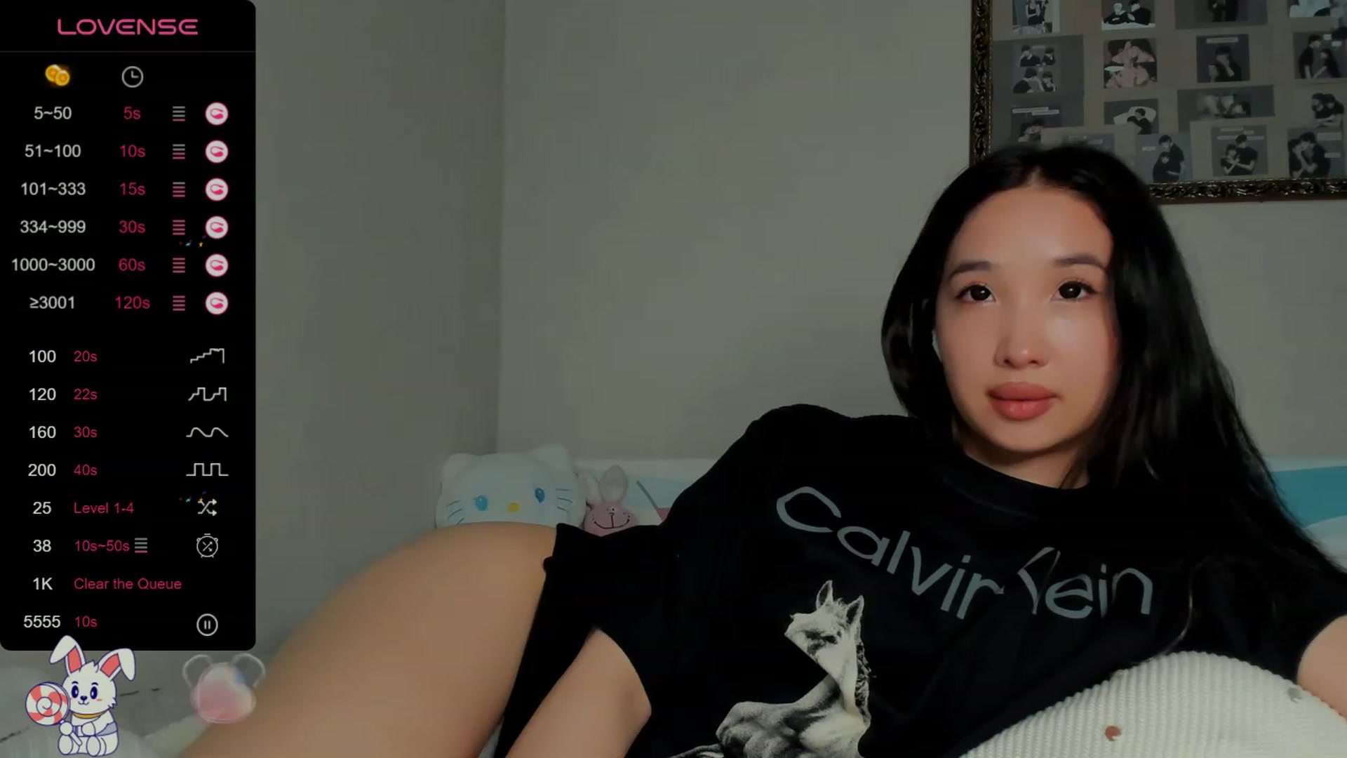 Gallery image thumbnail from FeralBerry66's myfreecams stream on, 03/18/2024, 07:09 image 8 of 20