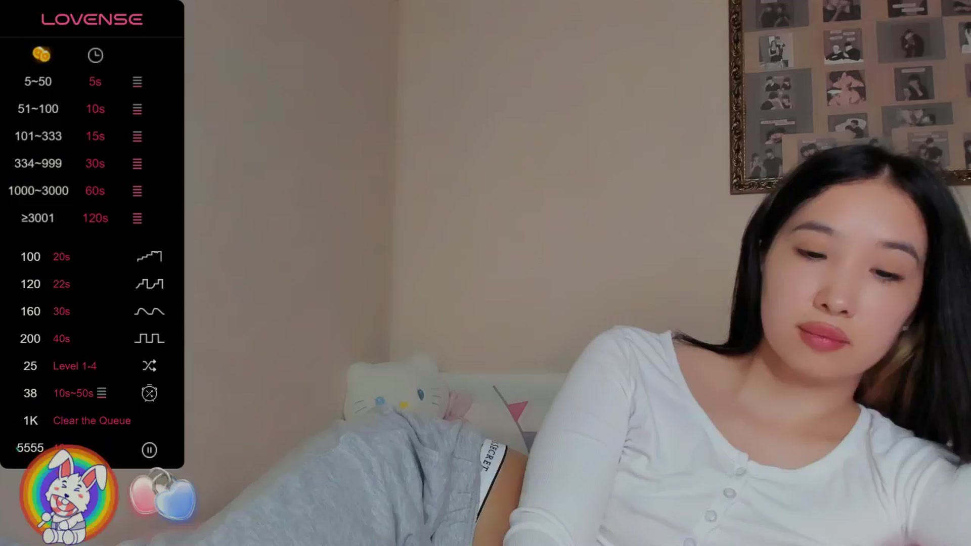 Gallery image thumbnail from FeralBerry66's myfreecams stream on, 03/20/2024, 07:37 image 14 of 20