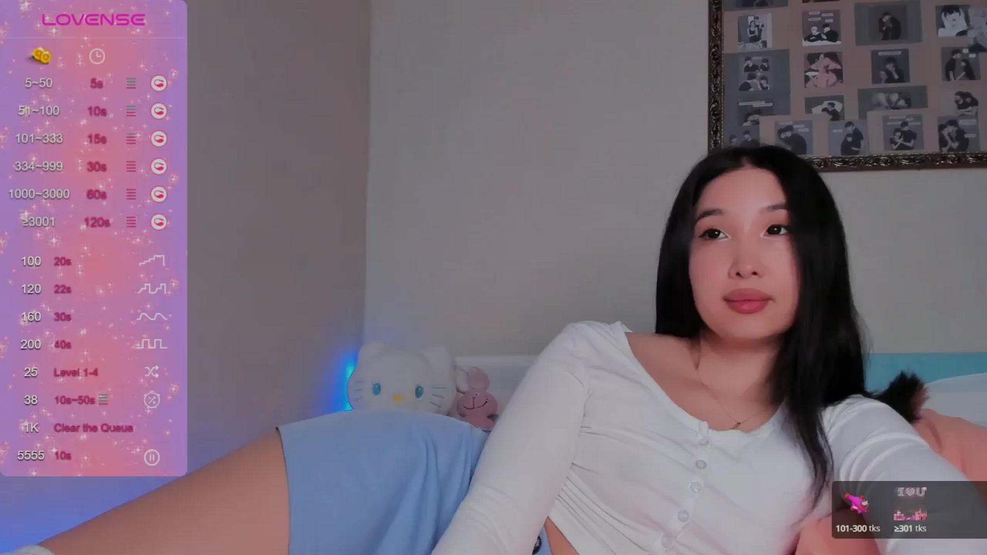 Gallery image thumbnail from FeralBerry66's myfreecams stream on, 03/27/2024, 06:01 image 7 of 20