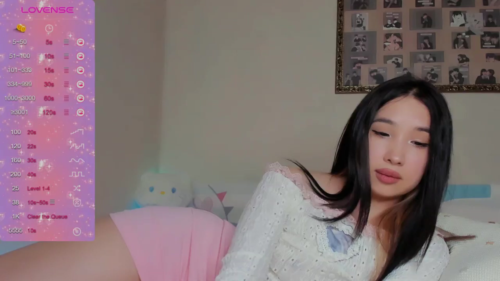 Gallery image thumbnail from FeralBerry66's myfreecams stream on, 03/30/2024, 06:46 image 16 of 20
