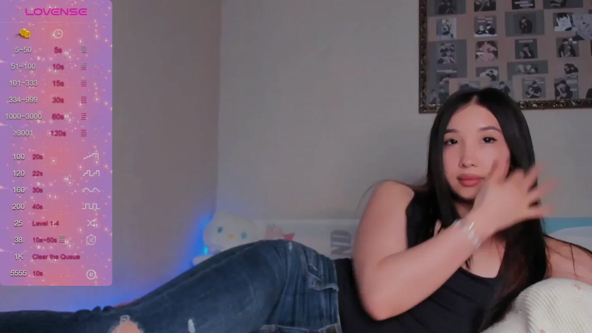 Gallery image thumbnail from FeralBerry66's myfreecams stream on, 04/02/2024, 05:51 image 7 of 20