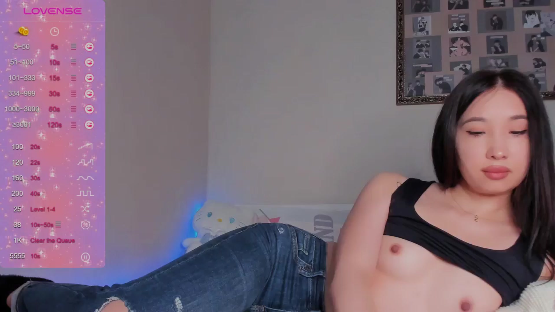 Gallery image thumbnail from FeralBerry66's myfreecams stream on, 04/02/2024, 06:58 image 3 of 20