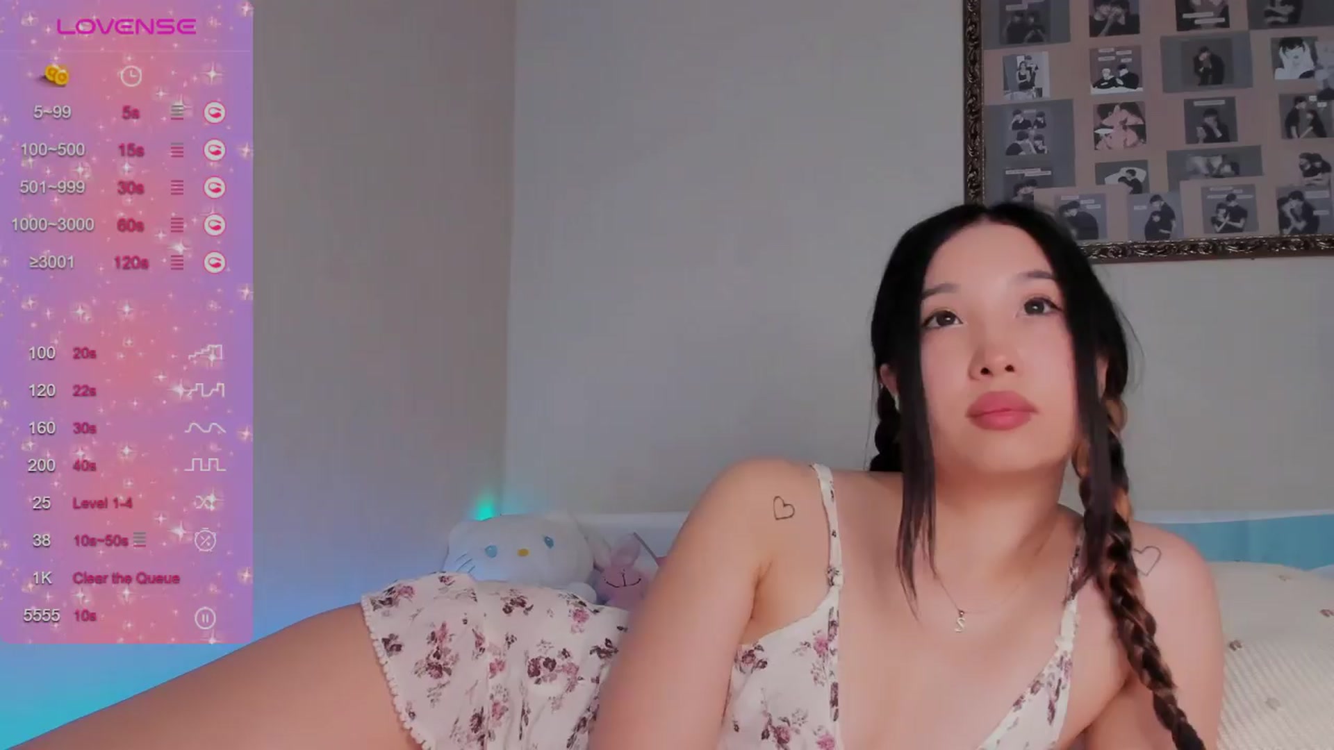 Gallery image thumbnail from FeralBerry66's myfreecams stream on, 04/08/2024, 06:51 image 3 of 20