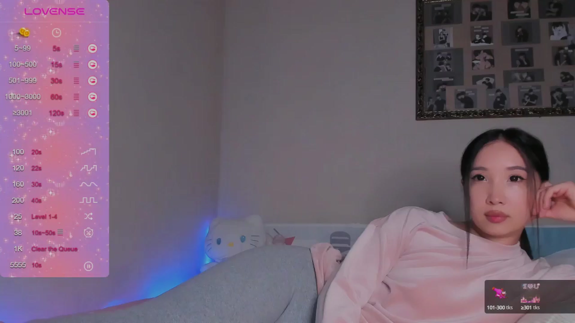 Gallery image thumbnail from FeralBerry66's myfreecams stream on, 04/09/2024, 05:45 image 7 of 20