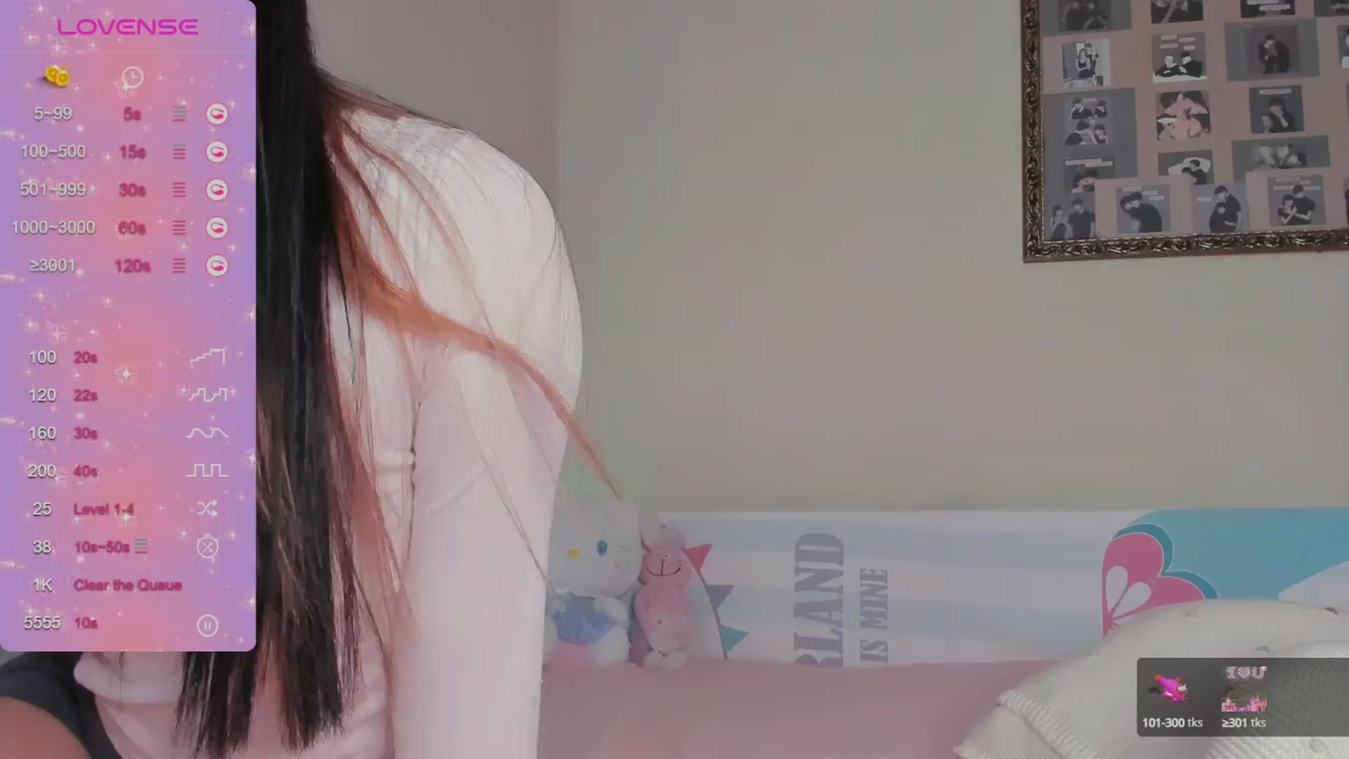Gallery image thumbnail from FeralBerry66's myfreecams stream on, 04/10/2024, 06:00 image 17 of 20