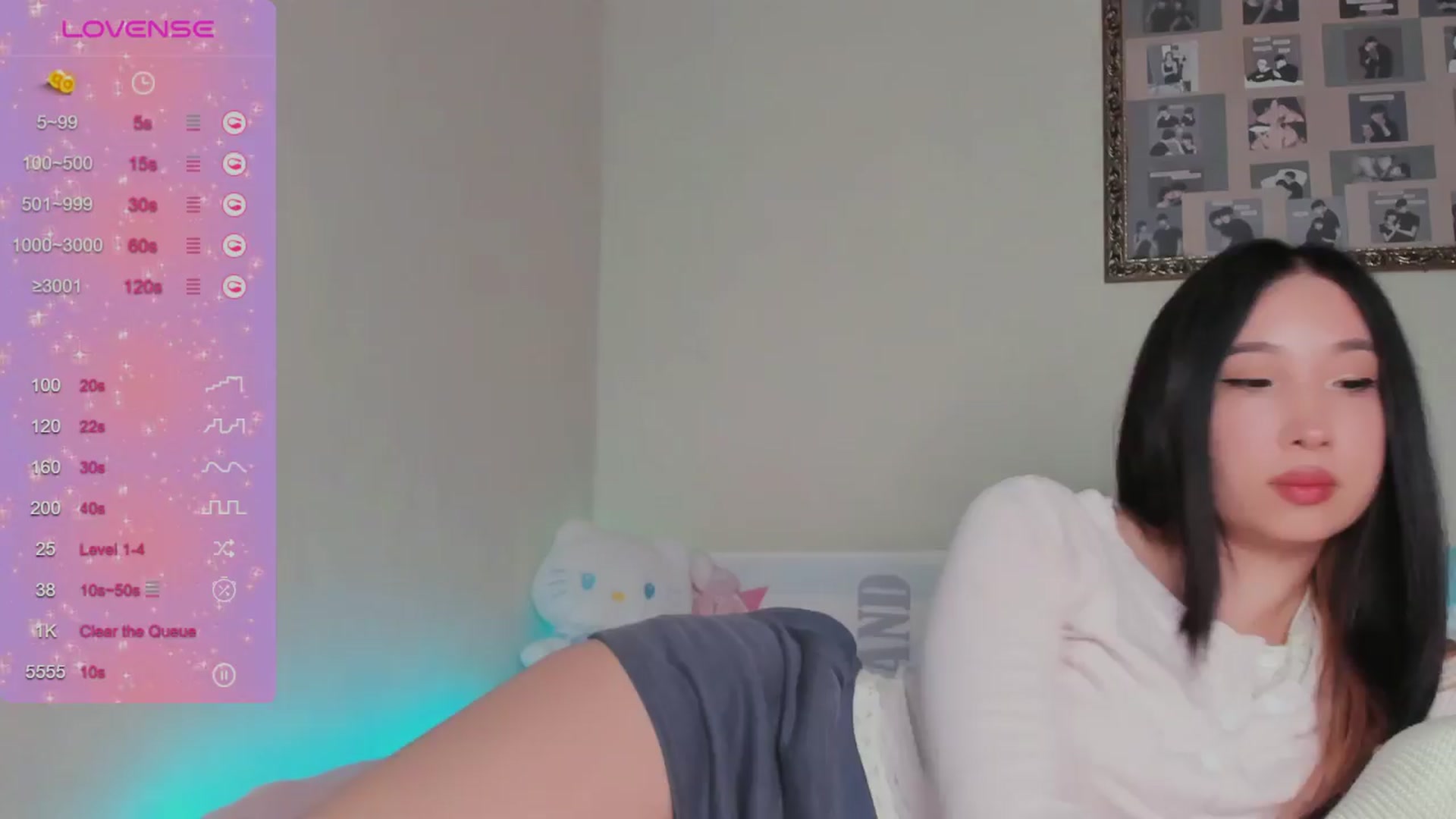 Gallery image thumbnail from FeralBerry66's myfreecams stream on, 04/10/2024, 06:00 image 15 of 20