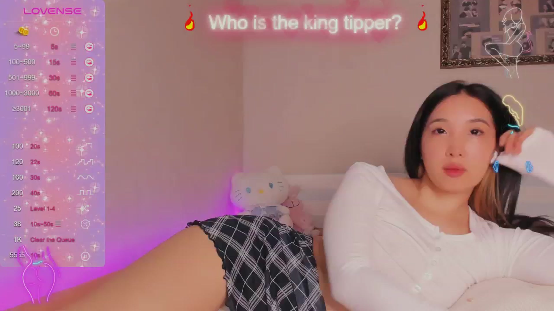 Gallery image thumbnail from FeralBerry66's myfreecams stream on, 04/16/2024, 06:14 image 6 of 20