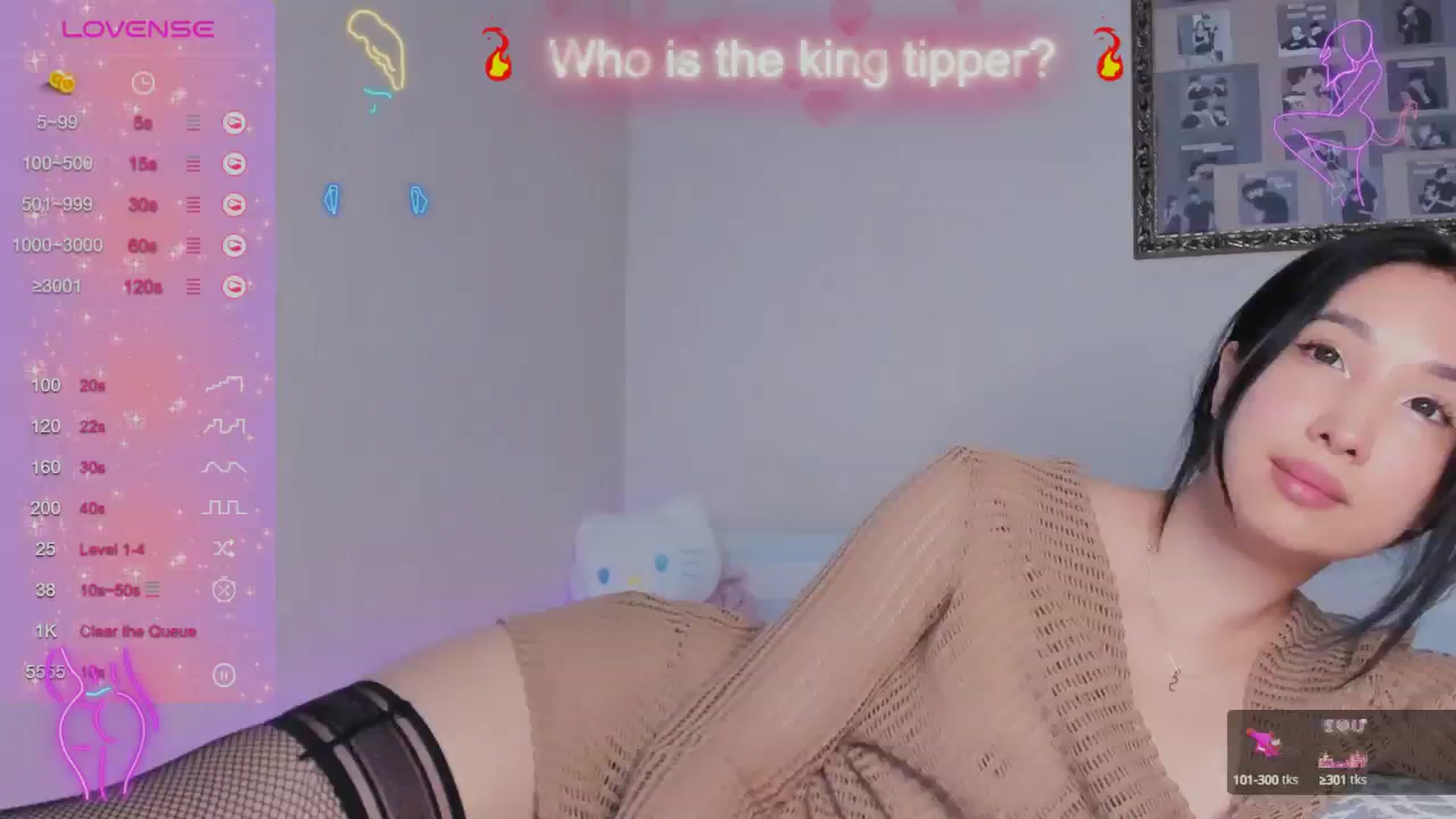 Gallery image thumbnail from FeralBerry66's myfreecams stream on, 04/27/2024, 07:34 image 7 of 20