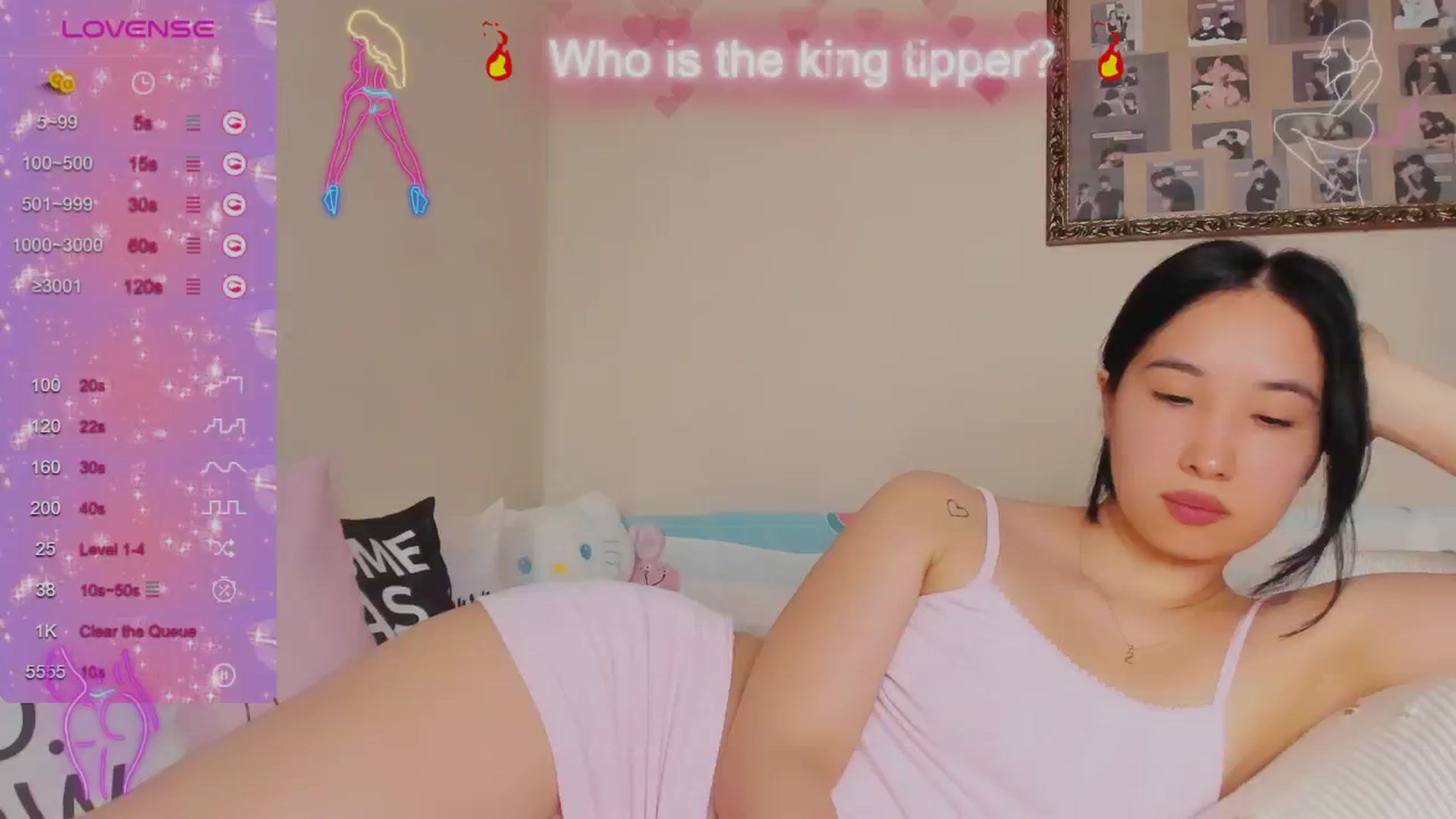 Gallery image thumbnail from FeralBerry66's myfreecams stream on, 05/07/2024, 06:06 image 12 of 20
