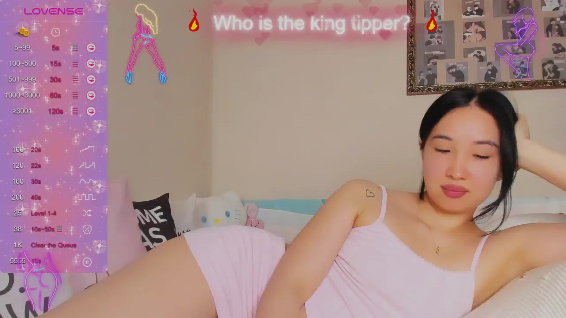 Gallery image thumbnail from FeralBerry66's myfreecams stream on, 05/07/2024, 06:06 image 4 of 20