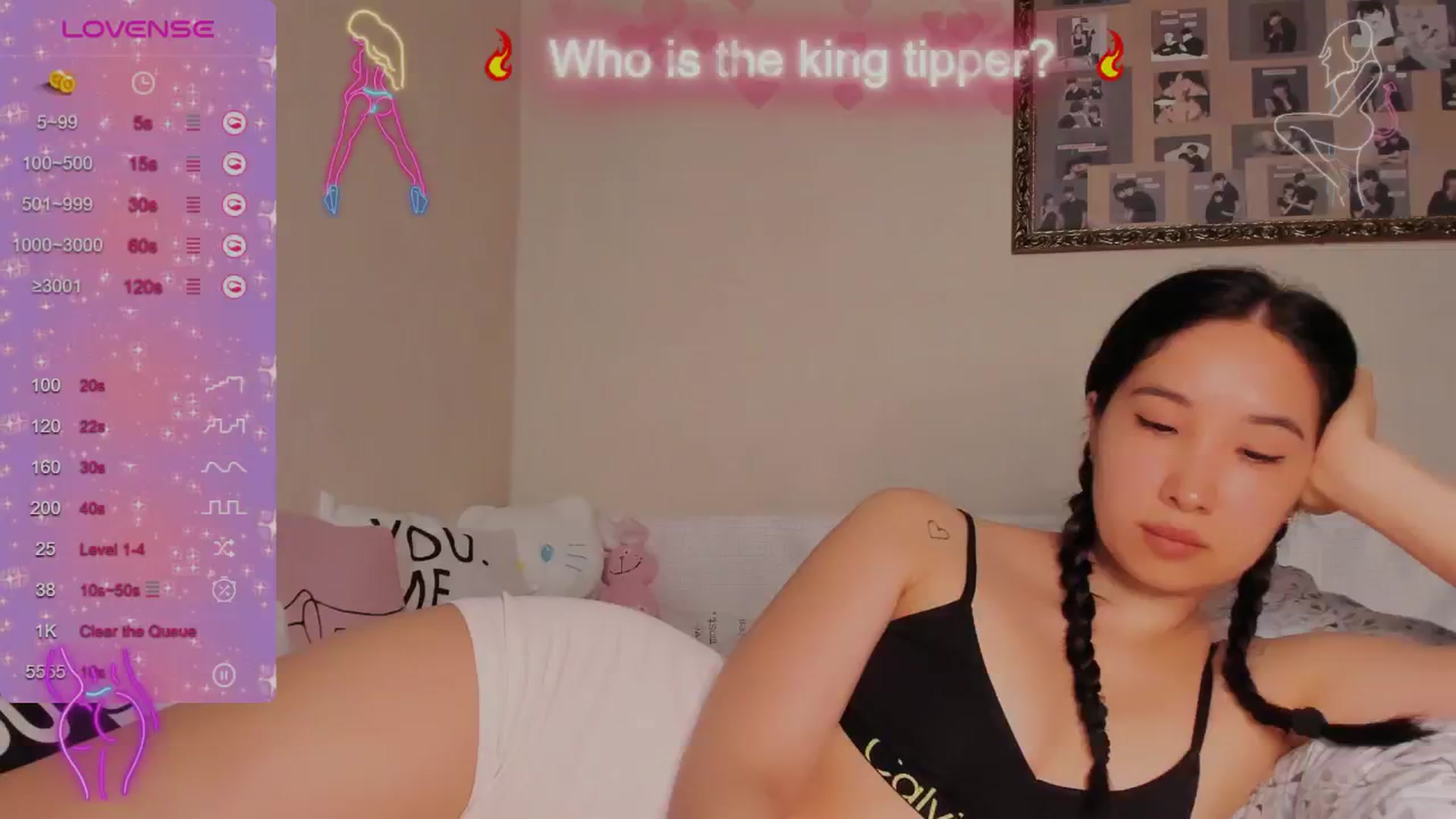 Gallery image thumbnail from FeralBerry66's myfreecams stream on, 05/16/2024, 07:25 image 19 of 20