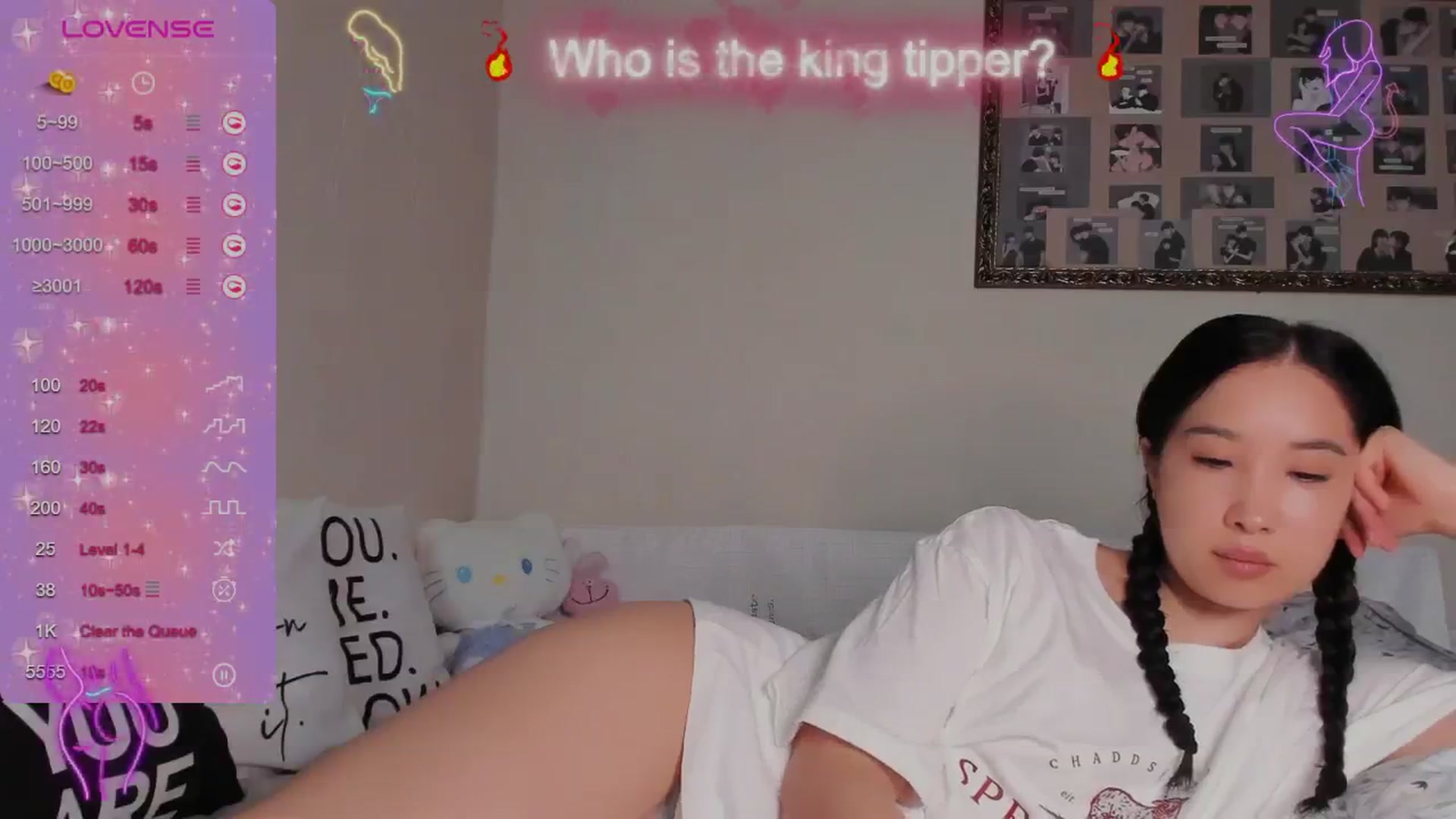 Gallery image thumbnail from FeralBerry66's myfreecams stream on, 05/17/2024, 06:12 image 2 of 20