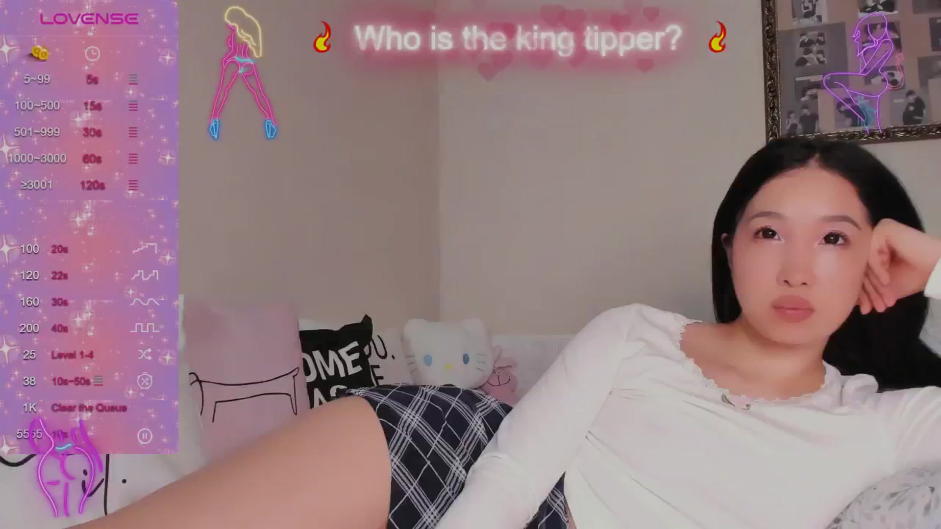 Gallery image thumbnail from FeralBerry66's myfreecams stream on, 05/19/2024, 05:28 image 3 of 20
