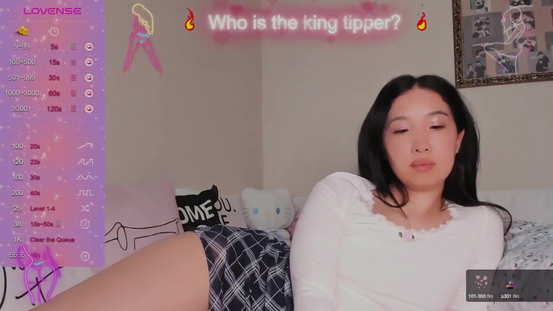 Gallery image thumbnail from FeralBerry66's myfreecams stream on, 05/19/2024, 06:29 image 2 of 20