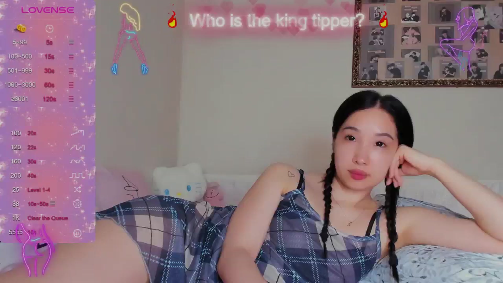 Gallery image thumbnail from FeralBerry66's myfreecams stream on, 05/20/2024, 05:35 image 1 of 20