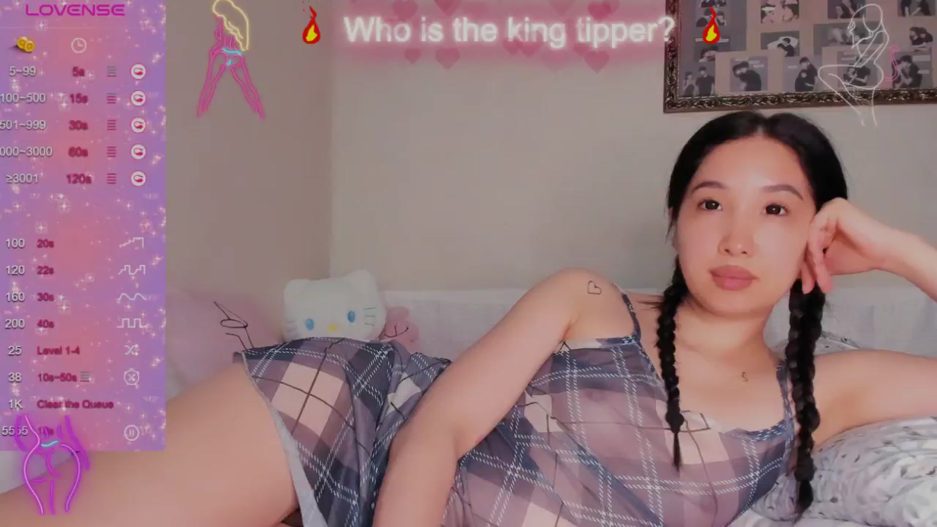 Gallery image thumbnail from FeralBerry66's myfreecams stream on, 05/20/2024, 07:04 image 14 of 20