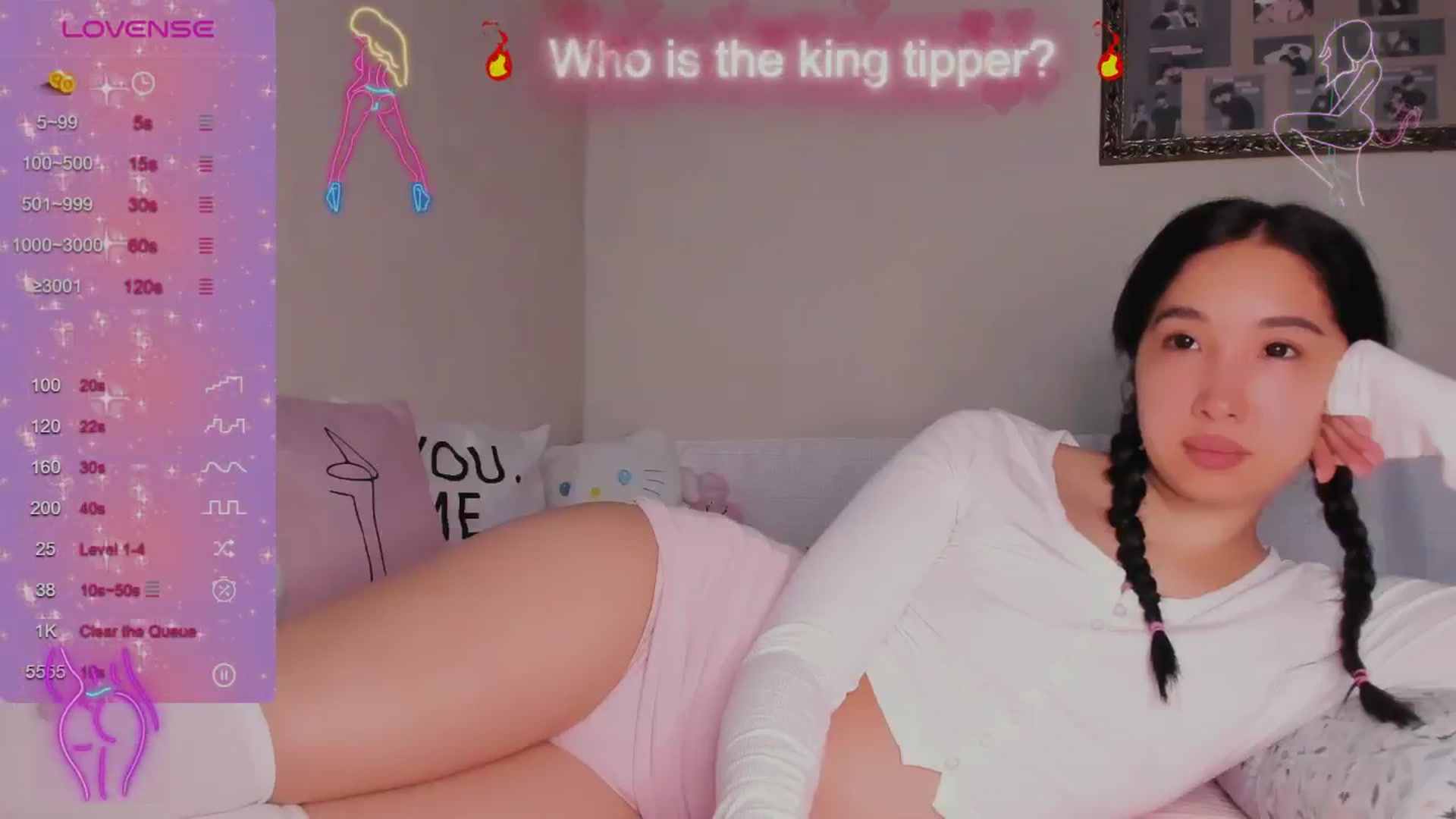 Gallery image thumbnail from FeralBerry66's myfreecams stream on, 05/25/2024, 05:27 image 2 of 20