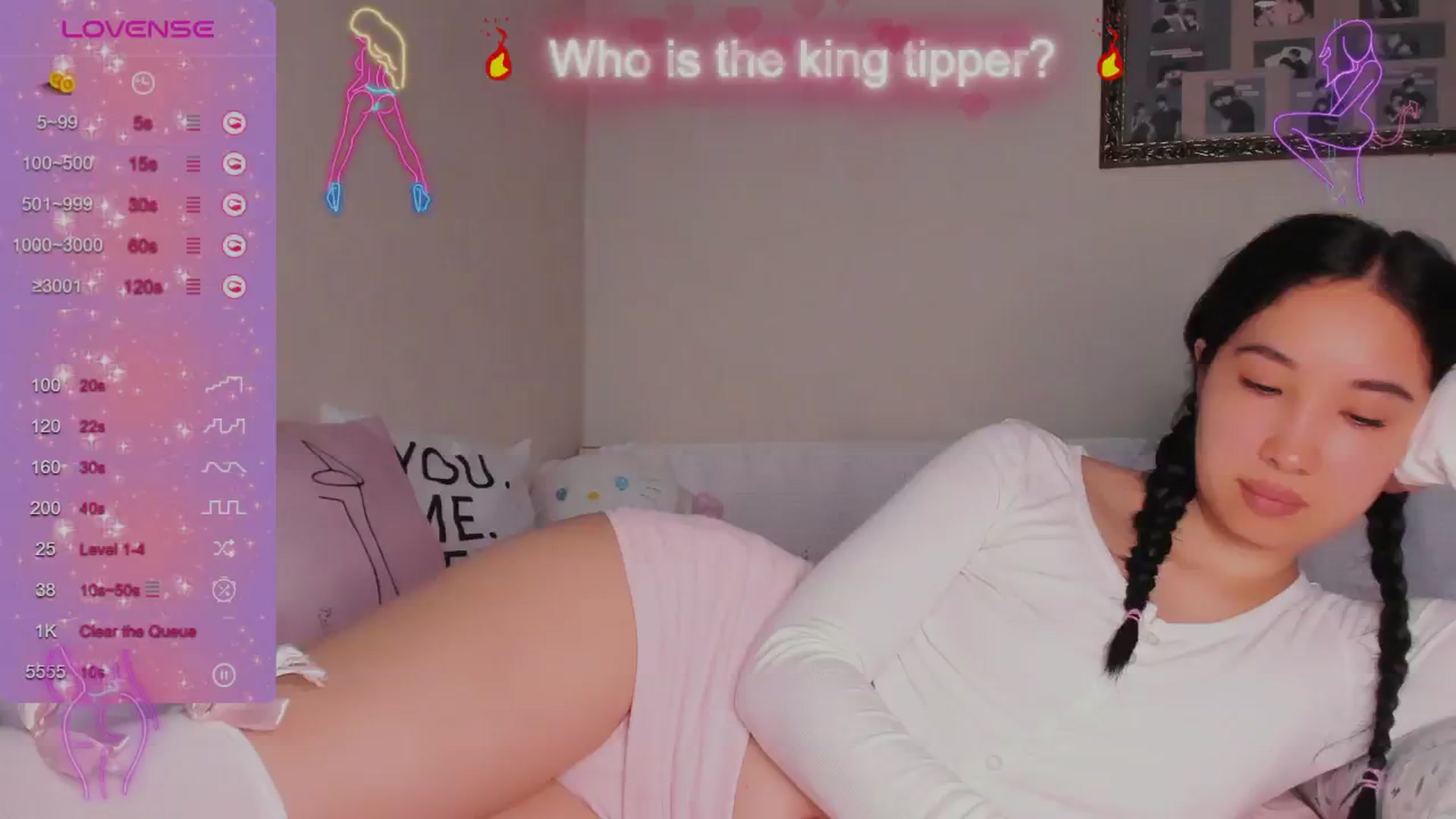 Gallery image thumbnail from FeralBerry66's myfreecams stream on, 05/25/2024, 05:47 image 11 of 20