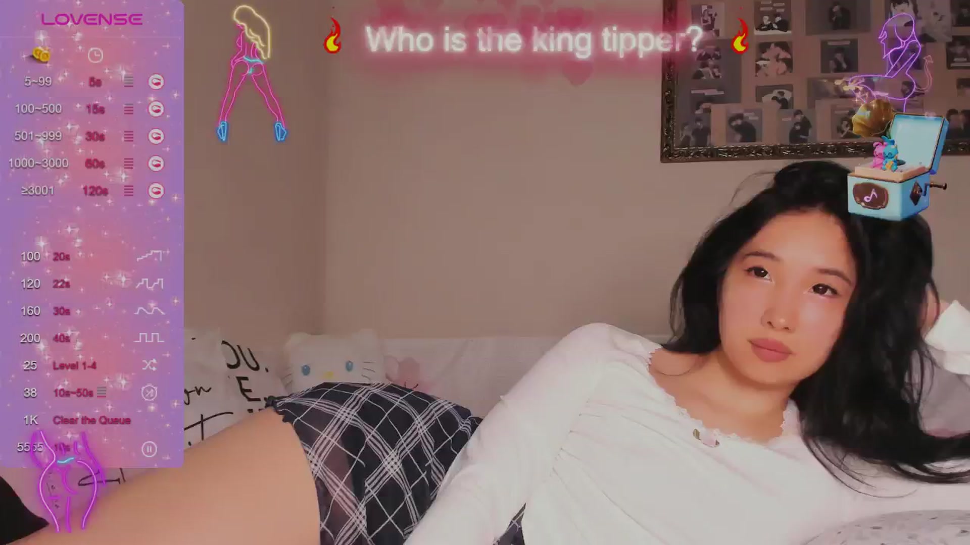 Gallery image thumbnail from FeralBerry66's myfreecams stream on, 05/26/2024, 06:01 image 17 of 20