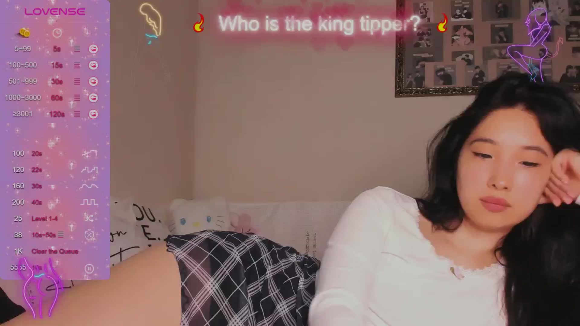 Gallery image thumbnail from FeralBerry66's myfreecams stream on, 05/26/2024, 06:01 image 10 of 20