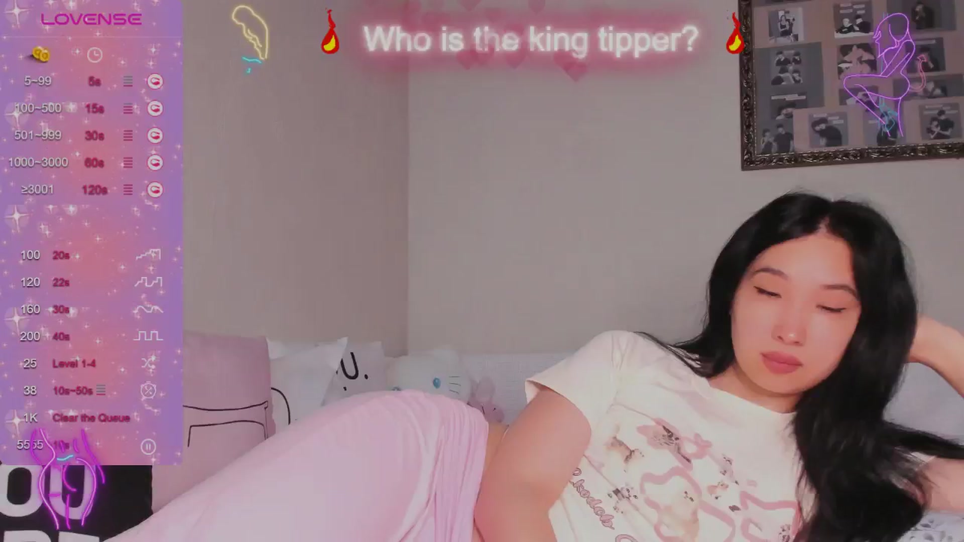 Gallery image thumbnail from FeralBerry66's myfreecams stream on, 05/27/2024, 06:39 image 2 of 20