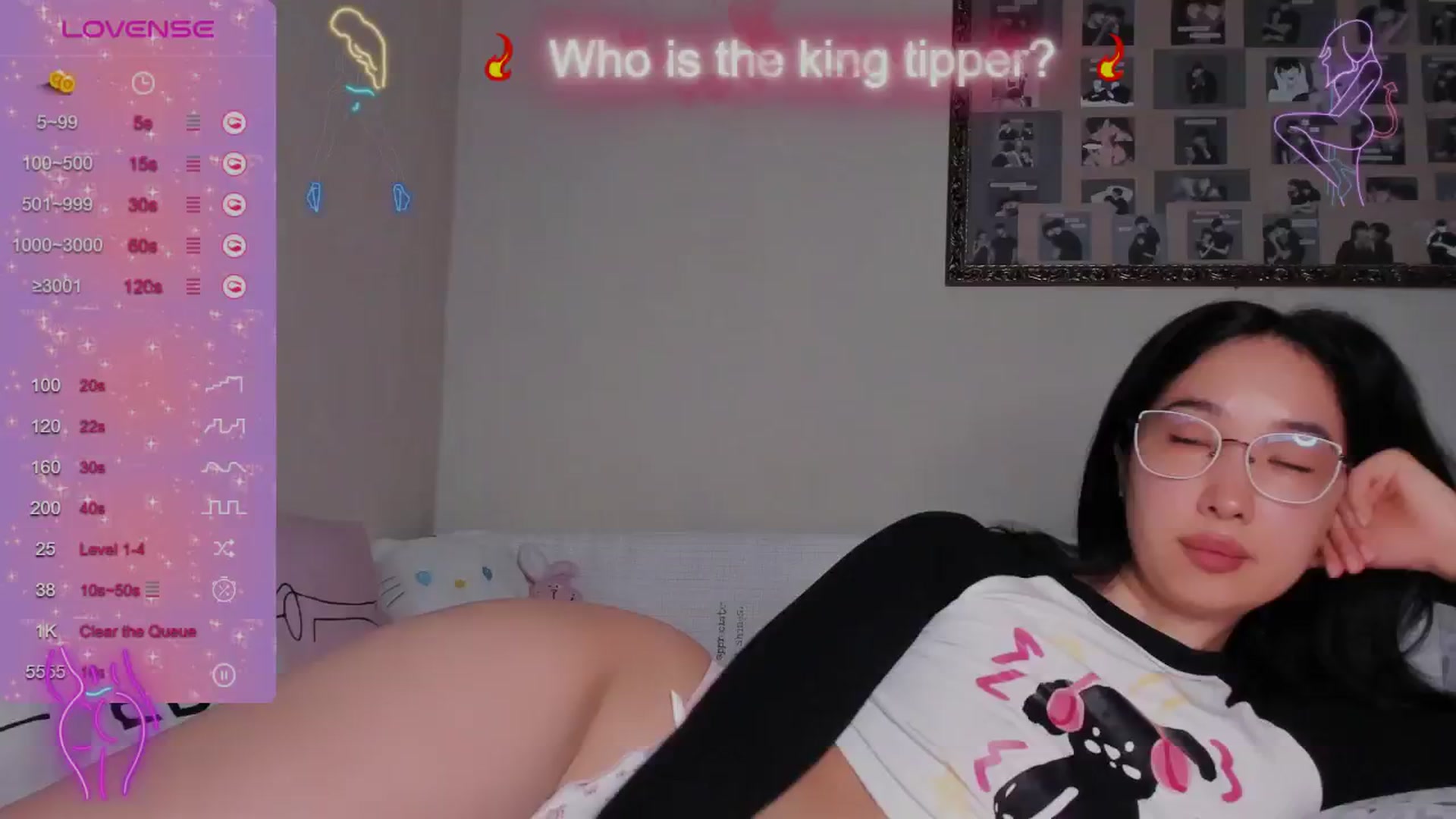 Gallery image thumbnail from FeralBerry66's myfreecams stream on, 05/30/2024, 06:12 image 9 of 20