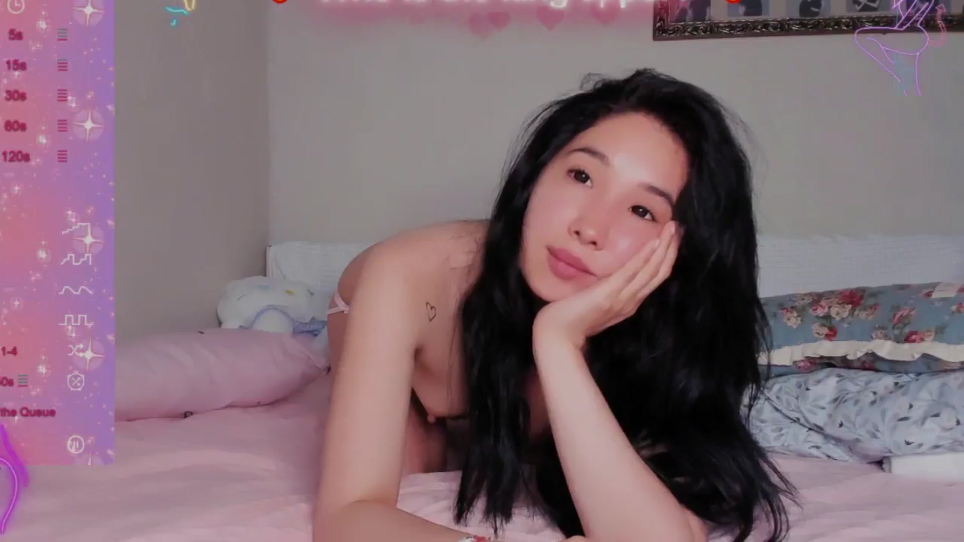 Gallery image thumbnail from FeralBerry66's myfreecams stream on, 05/30/2024, 07:23 image 19 of 20