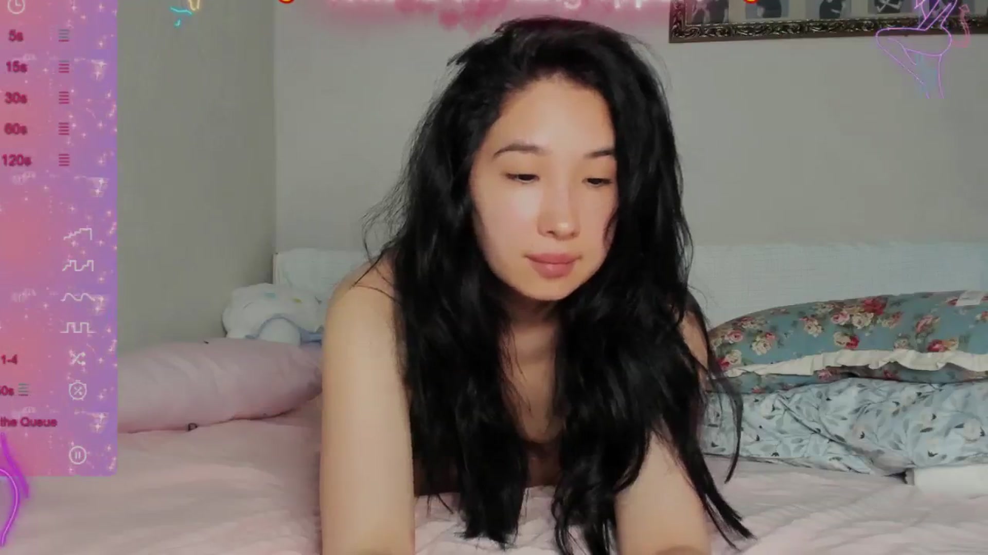 Gallery image thumbnail from FeralBerry66's myfreecams stream on, 05/30/2024, 07:23 image 6 of 20