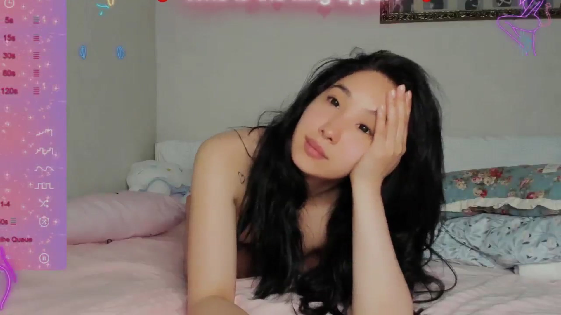Gallery image thumbnail from FeralBerry66's myfreecams stream on, 05/30/2024, 07:23 image 11 of 20