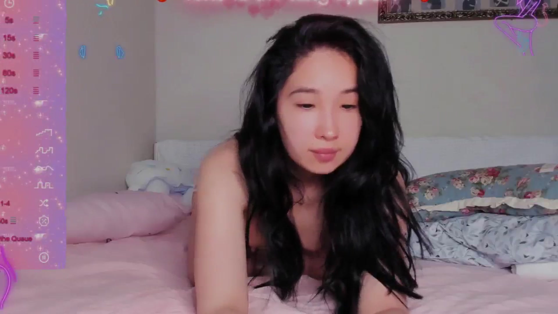 Gallery image thumbnail from FeralBerry66's myfreecams stream on, 05/30/2024, 07:23 image 15 of 20