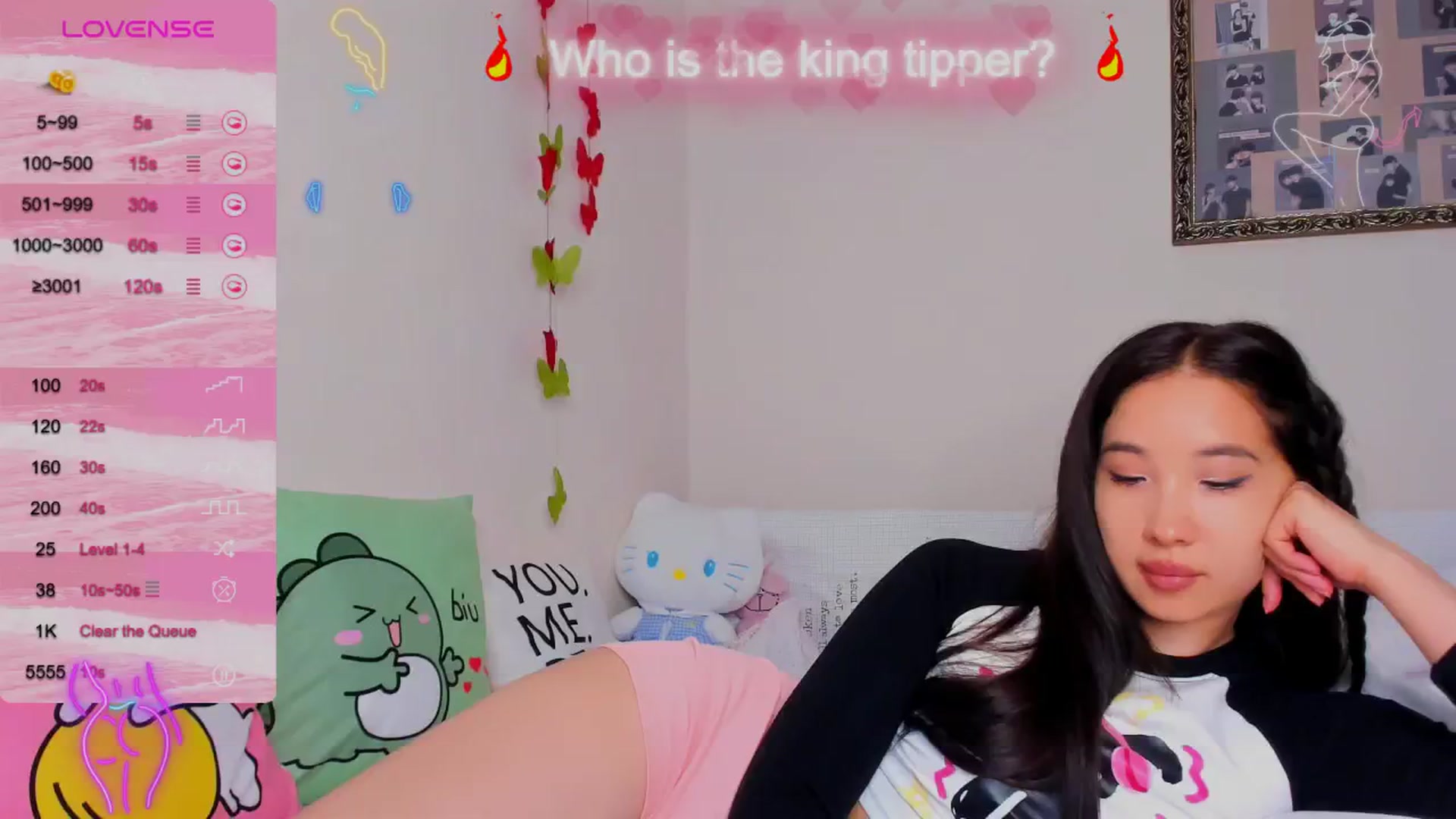 Gallery image thumbnail from FeralBerry66's myfreecams stream on, 08/08/2024, 09:35 image 4 of 20