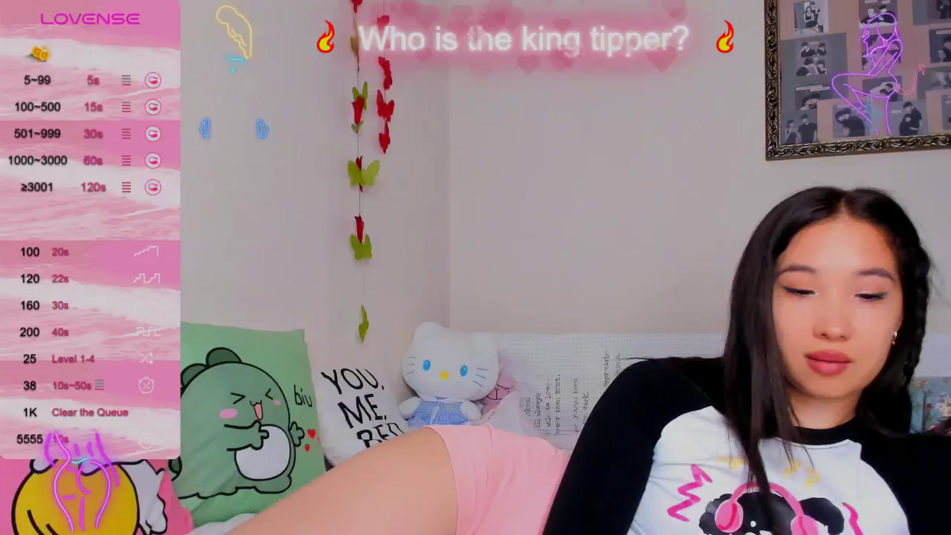 Gallery image thumbnail from FeralBerry66's myfreecams stream on, 08/08/2024, 09:35 image 10 of 20