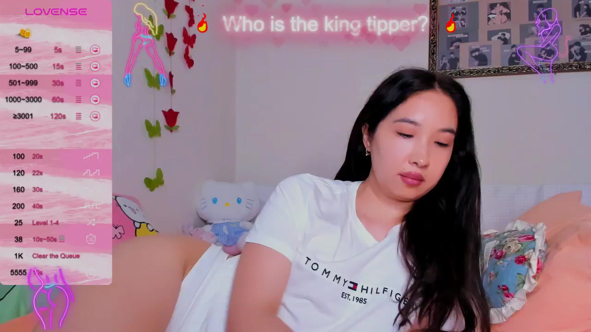 Gallery image thumbnail from FeralBerry66's myfreecams stream on, 08/13/2024, 07:40 image 4 of 20
