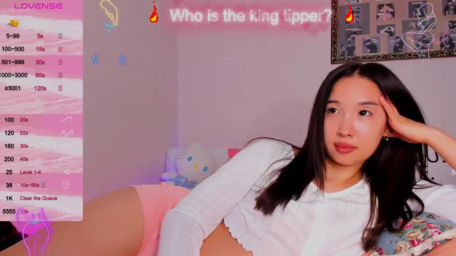 Gallery image thumbnail from FeralBerry66's myfreecams stream on, 08/18/2024, 08:13 image 3 of 20