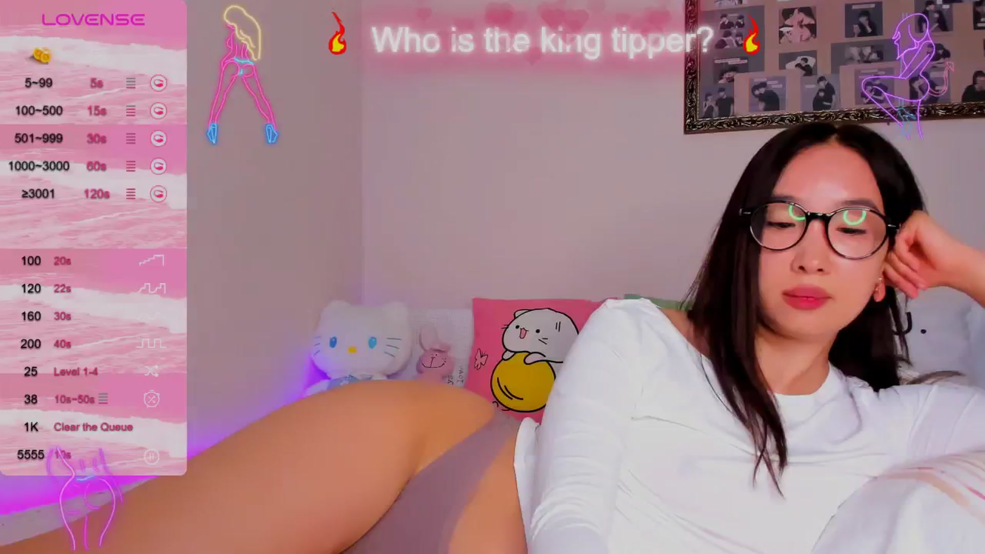 Gallery image thumbnail from FeralBerry66's myfreecams stream on, 08/19/2024, 05:49 image 10 of 20