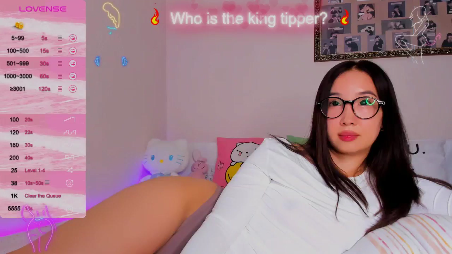 Gallery image thumbnail from FeralBerry66's myfreecams stream on, 08/19/2024, 05:49 image 16 of 20