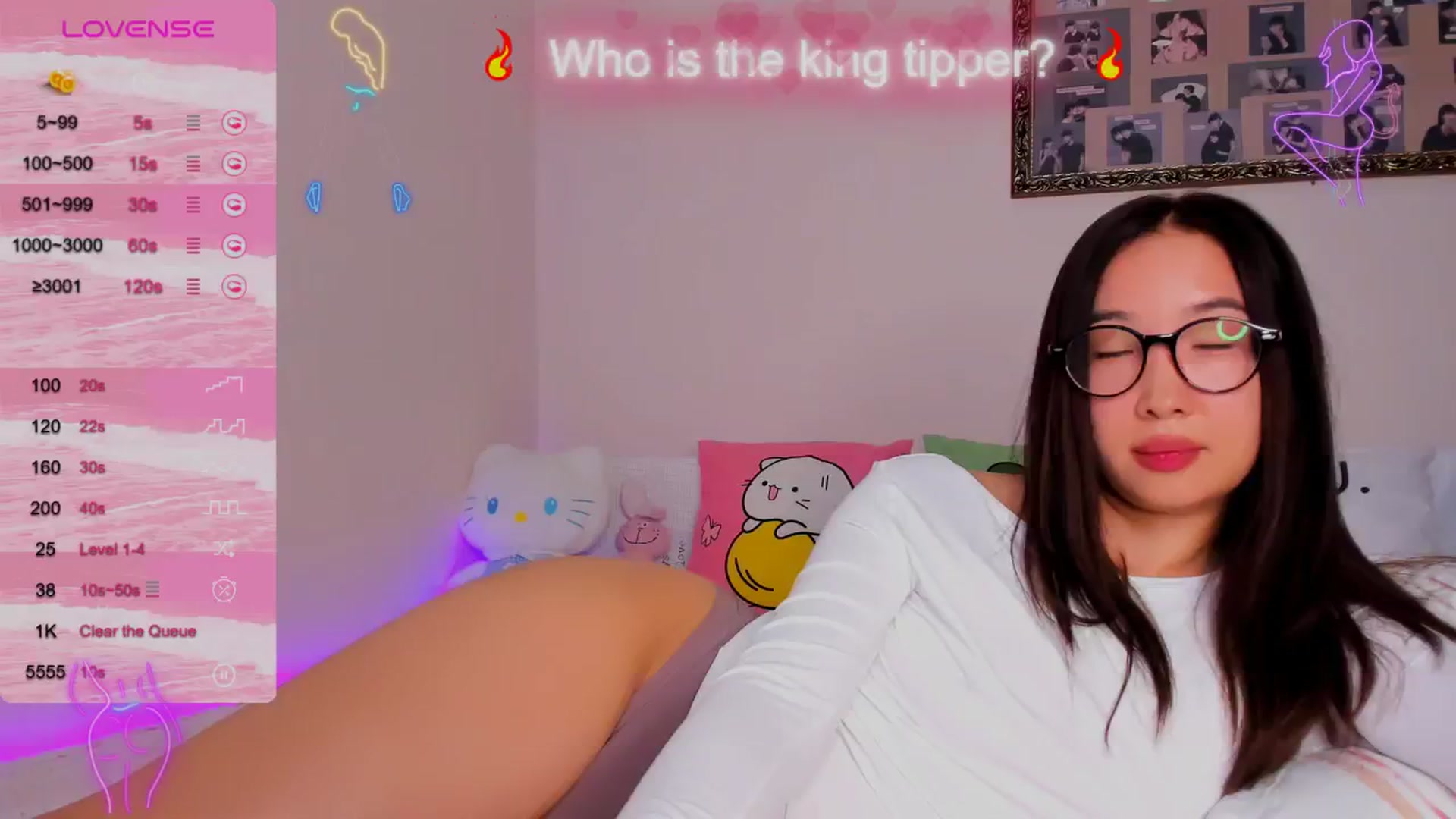 Gallery image thumbnail from FeralBerry66's myfreecams stream on, 08/19/2024, 05:49 image 3 of 20