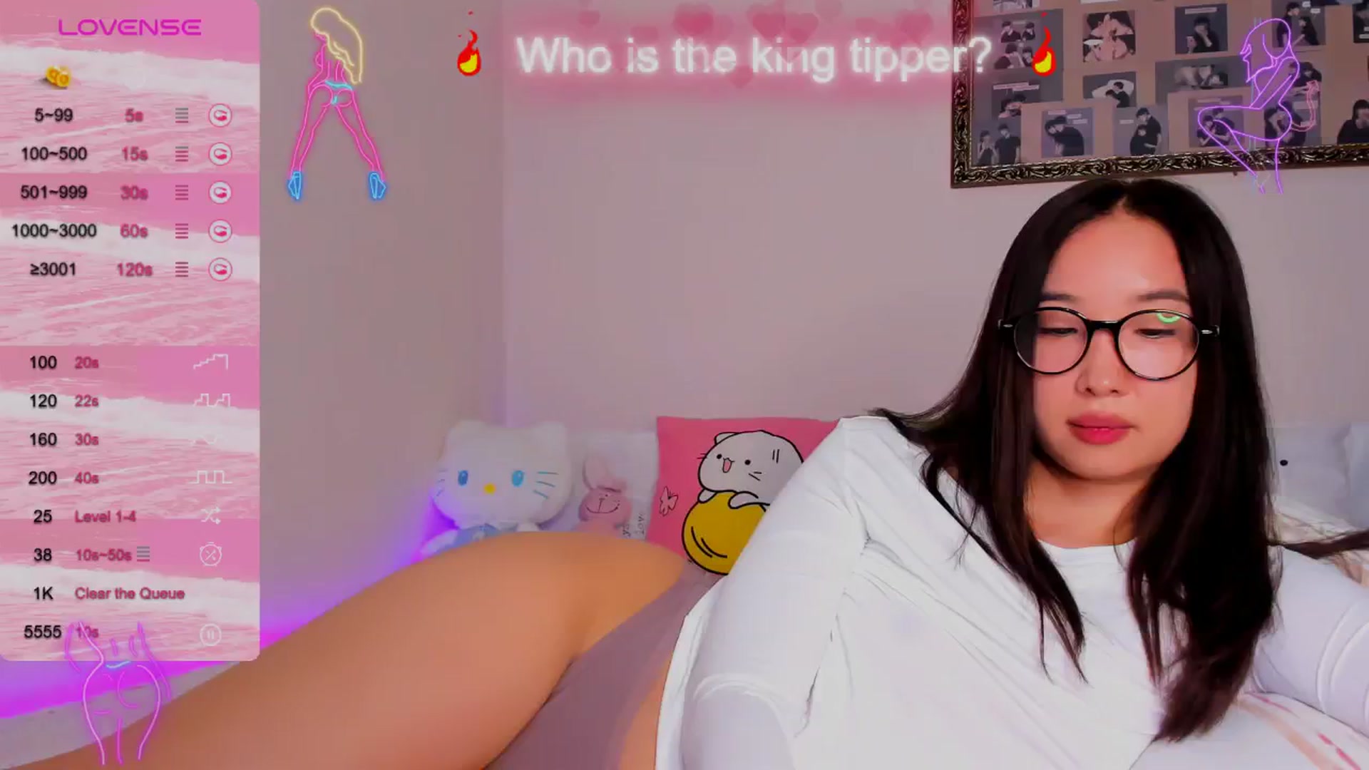 Gallery image thumbnail from FeralBerry66's myfreecams stream on, 08/19/2024, 05:49 image 13 of 20