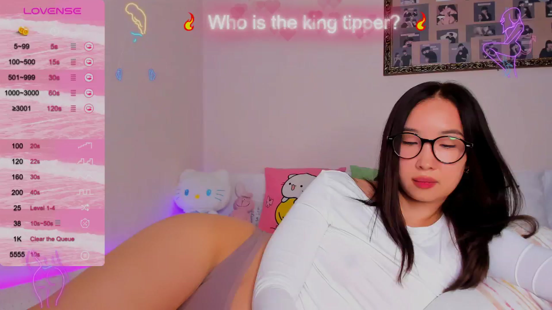 Gallery image thumbnail from FeralBerry66's myfreecams stream on, 08/19/2024, 06:33 image 1 of 20