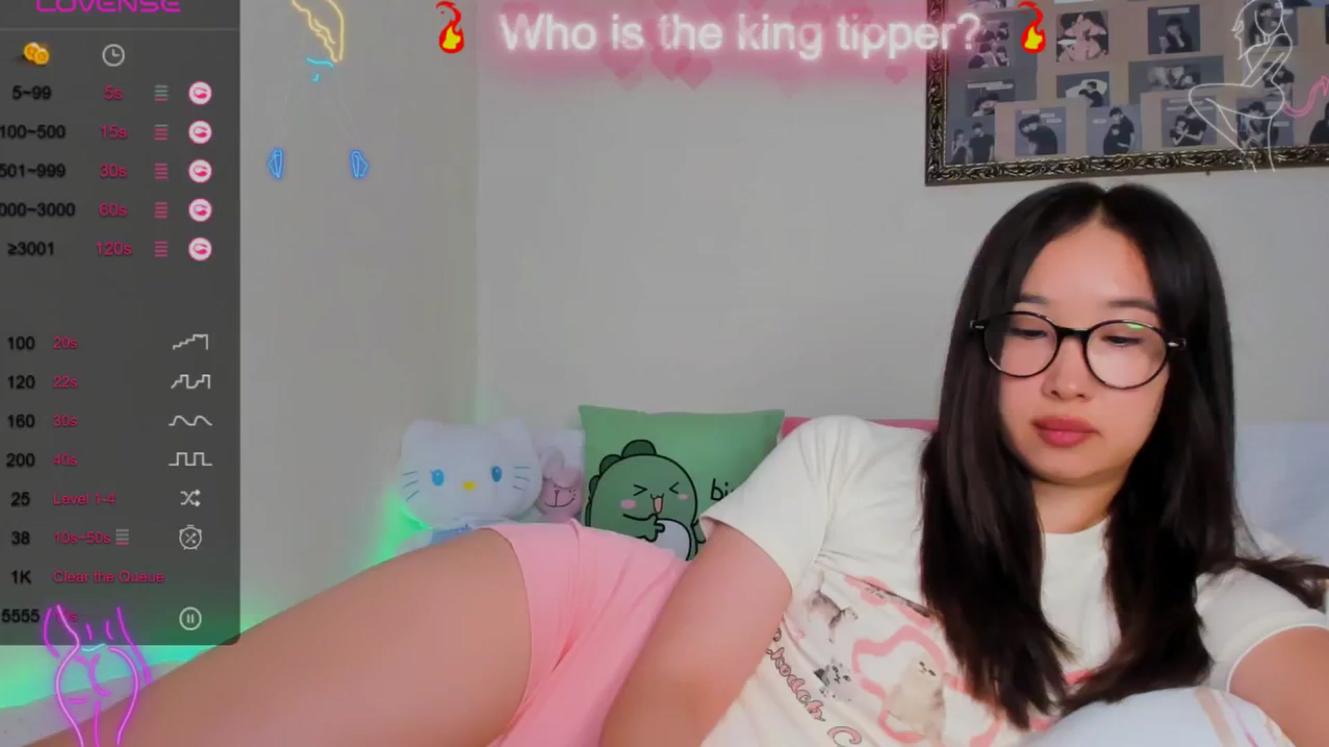 Gallery image thumbnail from FeralBerry66's myfreecams stream on, 08/20/2024, 05:26 image 12 of 20