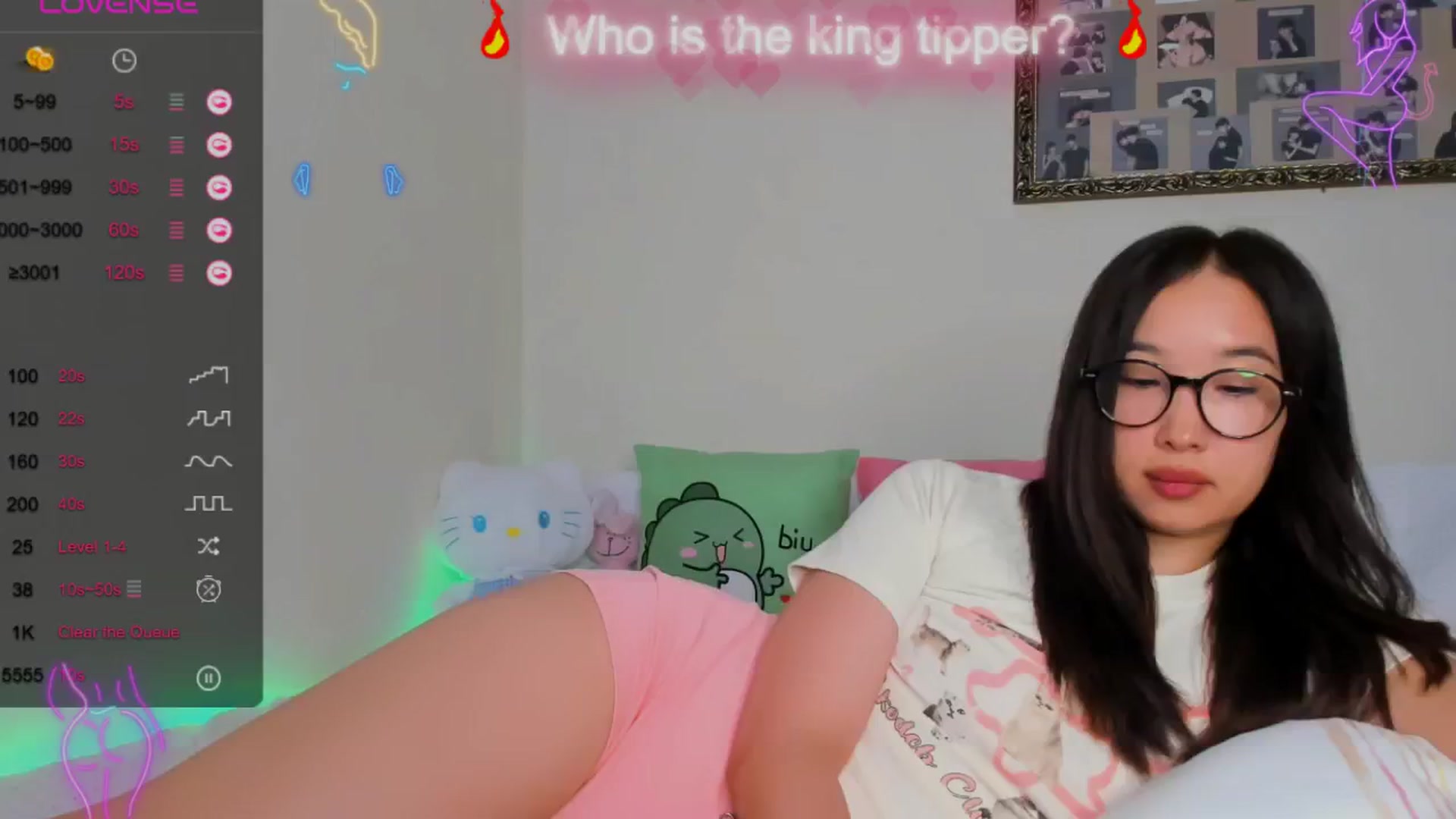 Gallery image thumbnail from FeralBerry66's myfreecams stream on, 08/20/2024, 05:26 image 15 of 20