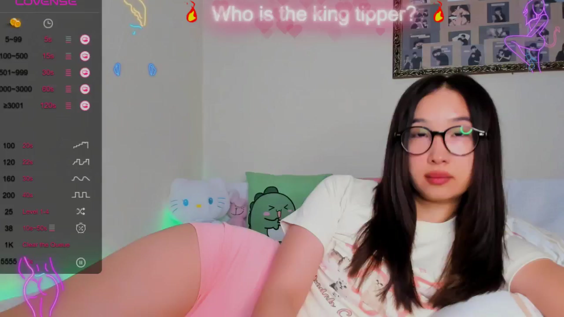 Gallery image thumbnail from FeralBerry66's myfreecams stream on, 08/20/2024, 05:26 image 3 of 20